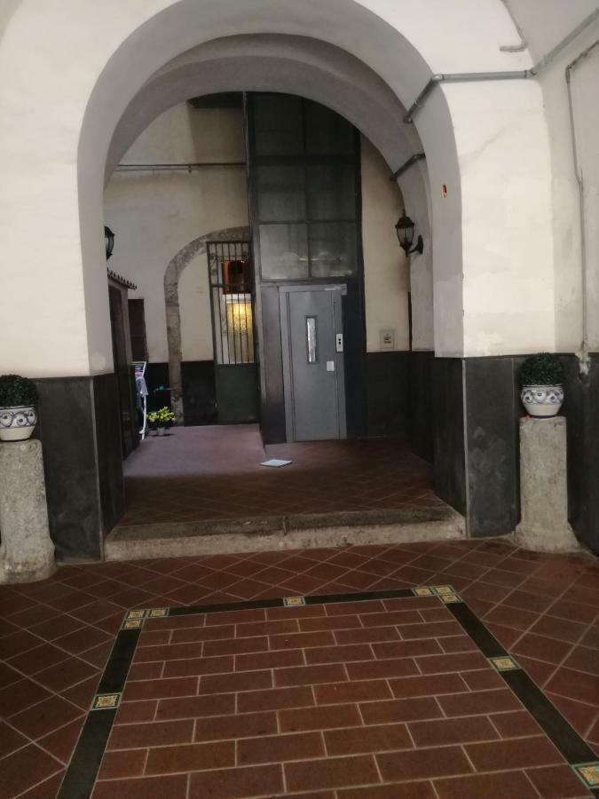 B&B Stella 10 Napoli Dış mekan fotoğraf